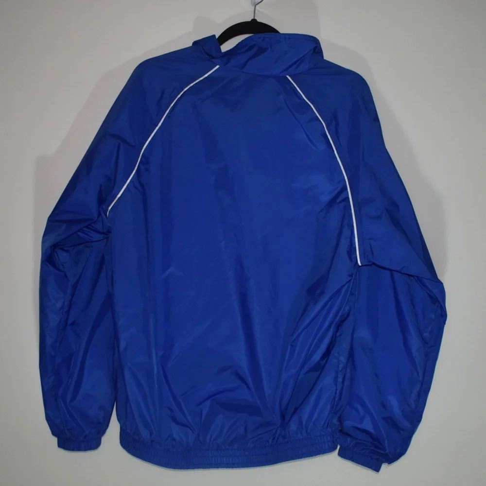 WindBreaker - Picture 2 of 4